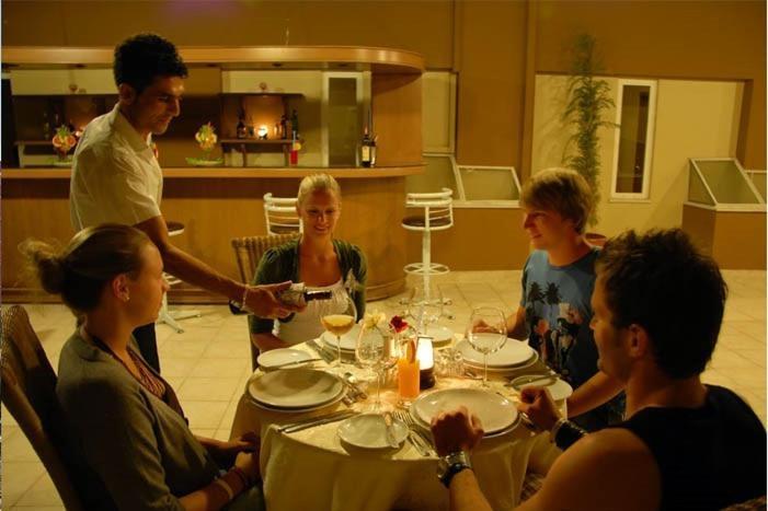Eken Resort Hotel Бодрум Экстерьер фото